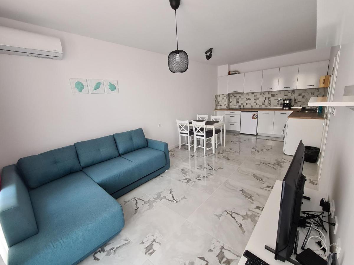 Dolphin Beach Apart Obzor Exterior foto